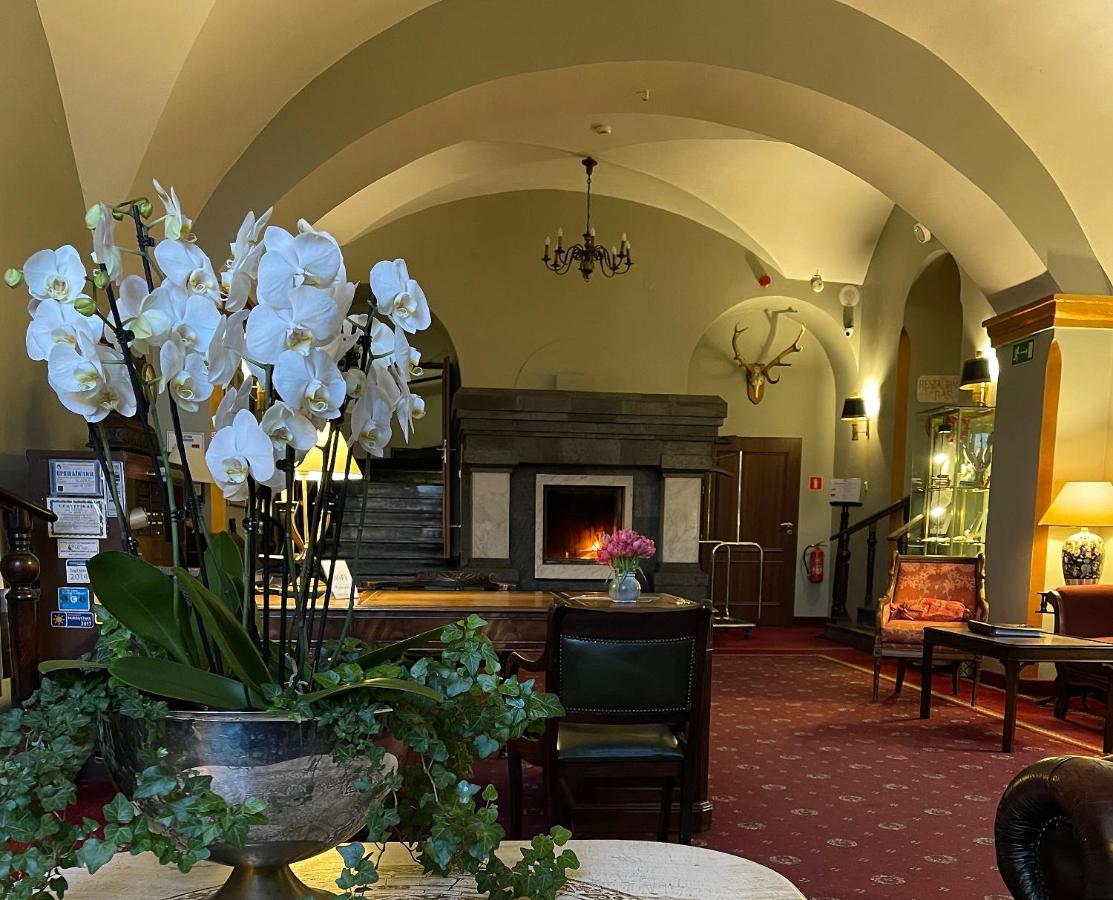 Hotel Podewils Castle